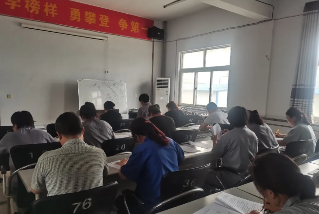 安全生產(chǎn)月學(xué)習(xí) 安全生產(chǎn)月學(xué)習(xí)